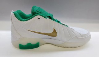 Zapatillas Nike LeBron Blancas y Verdes