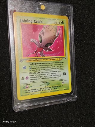 Carta Pokémon Shining Celebi 106/105