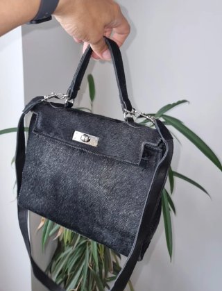 Bolso Bandolera Vintage de Cuero Negro