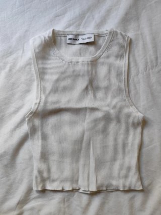 Camiseta de tirantes blanca Bershka