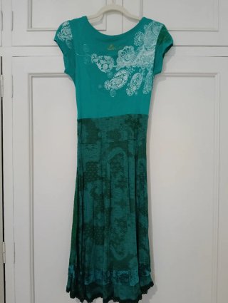 Vestido Desigual verde y turquesa