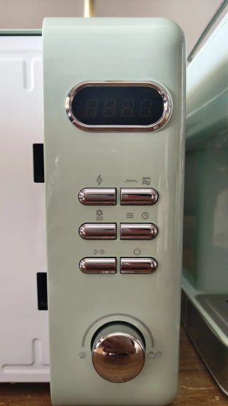Microondas Cecotec Retro + Cafetera de regalo