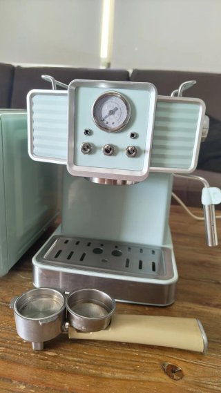 Microondas Cecotec Retro + Cafetera de regalo