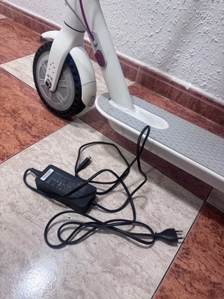 Patinete Eléctrico Xiaomi Mi Electric Scooter 3