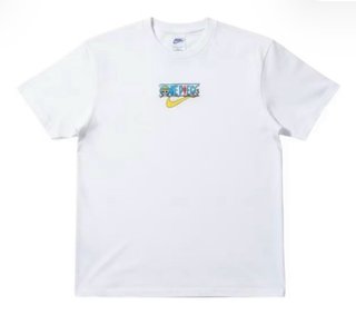 Camiseta Nike x One Piece
