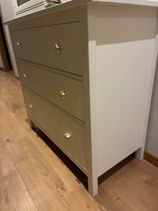 Cómoda Hemnes IKEA Beige