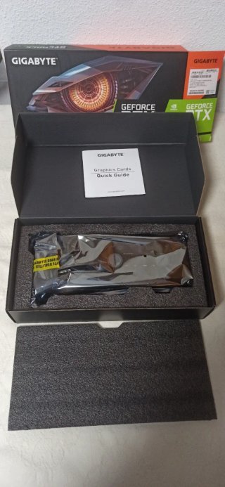 GIGABYTE RTX 3060 Ti GAMING OC 8G