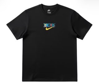 Camiseta Nike x One Piece Negra