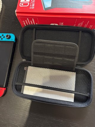 Nintendo Switch OLED + 256GB + Jogo