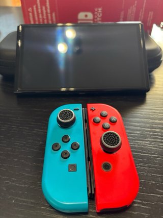 Nintendo Switch OLED + 256GB + Jogo