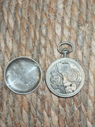 Reloj de bolsillo antiguo Autómata