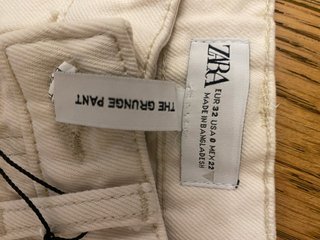 Pantalón Zara beige Talla 32