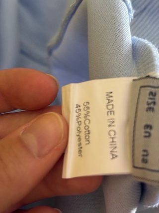 Sudadera Azul con Bordado en la Espalda