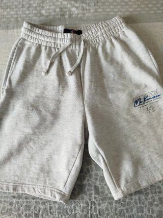 Pantalón corto Mckenzie gris