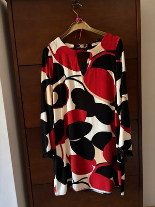 Vestido Estampado Negro y Rojo