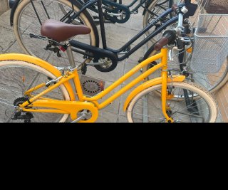 Bicicleta paseo niña con cesta