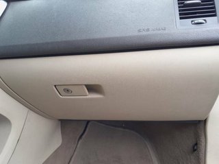 1176833 guantera volvo xc60 kinetic awd