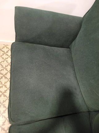 Sofá verde de tela