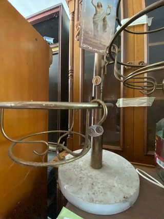 Supporto Vintage in Metallo Dorato