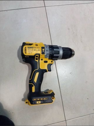 Taladro Percutor Dewalt DCD796 18V XR