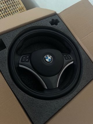 Volante BMW E90 Carbono