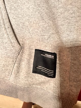 Sudadera Pull and Bear Gris