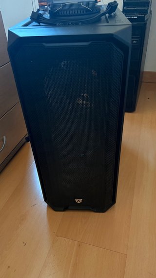Caja Torre PC Negra NFORTEC