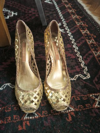 Zapatos de Tacón Dorados