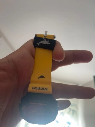 Reloj Casio G-Shock Negro y Amarillo