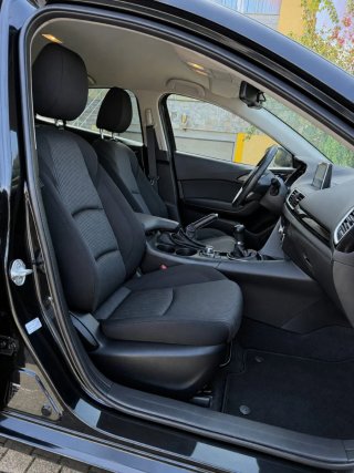 Mazda 3 2016