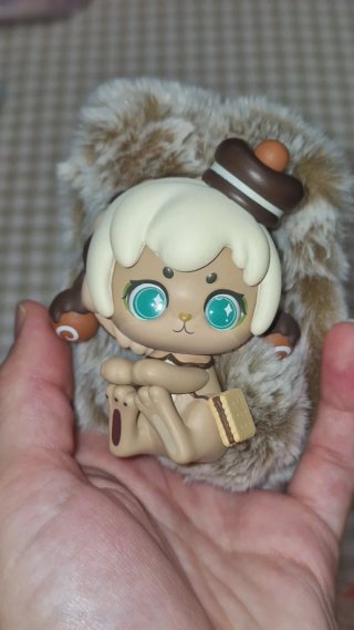 Figura Cup Rabbits