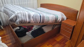 Conjunto de Dormitorio Madera