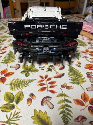 LEGO Technic Porsche 911 RSR