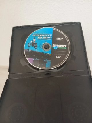 DVD Máquinas Extremas Acrobacias en Moto Discovery