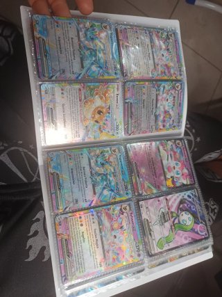 Album carte Pokémon quasi completo