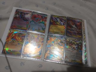 Album carte Pokémon quasi completo