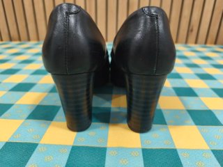 Zapatos Salón Pitillos Negros con Plataforma