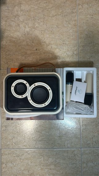 Máquina de Karaoke Portátil con 2 Micrófonos
