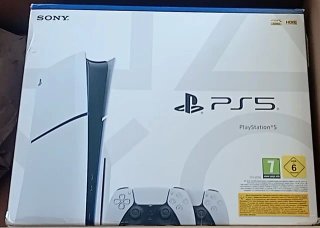 Consola PS5 Slim con lector de discos en FW: 9.20