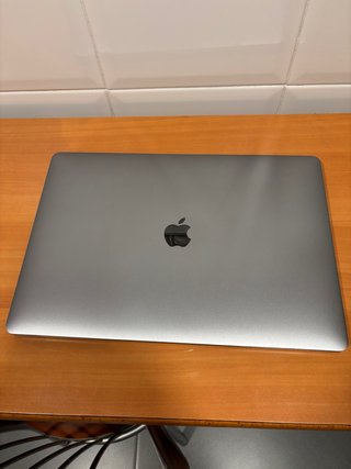 MacBook Pro 16GB RAM 512GB
