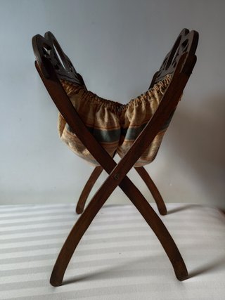 Costurero antiguo de pinza