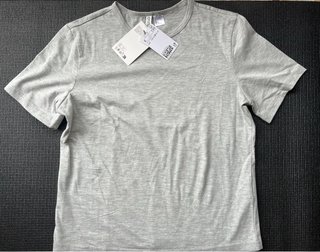 Camiseta H&M Gris Claro Talla M