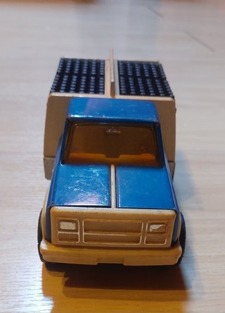 Miniatura Tonka Antiga