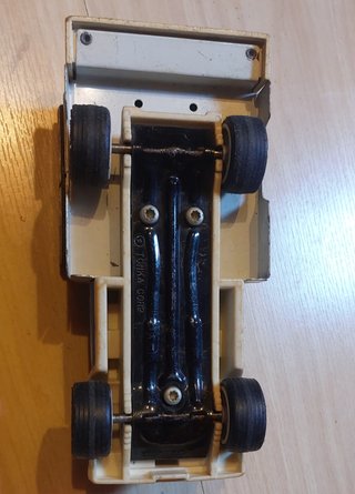 Miniatura Tonka Antiga
