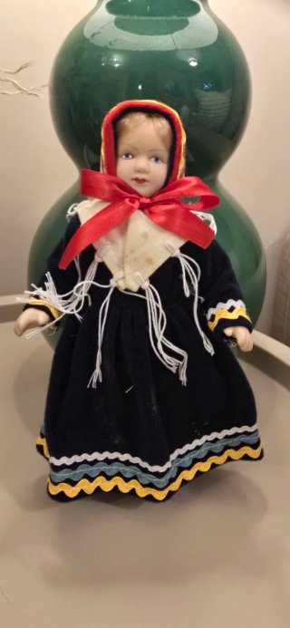 Bambola di Porcellana Norvegese - Collezione RBA