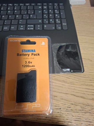 Batteria e Cover psp 2004 3004