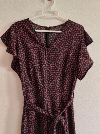 Mono largo de chica talla 38.