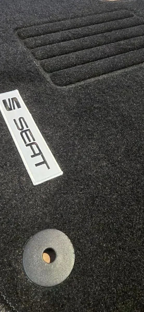 Kit alfombrillas velour  SEAT Leon Ibiza Mercedes