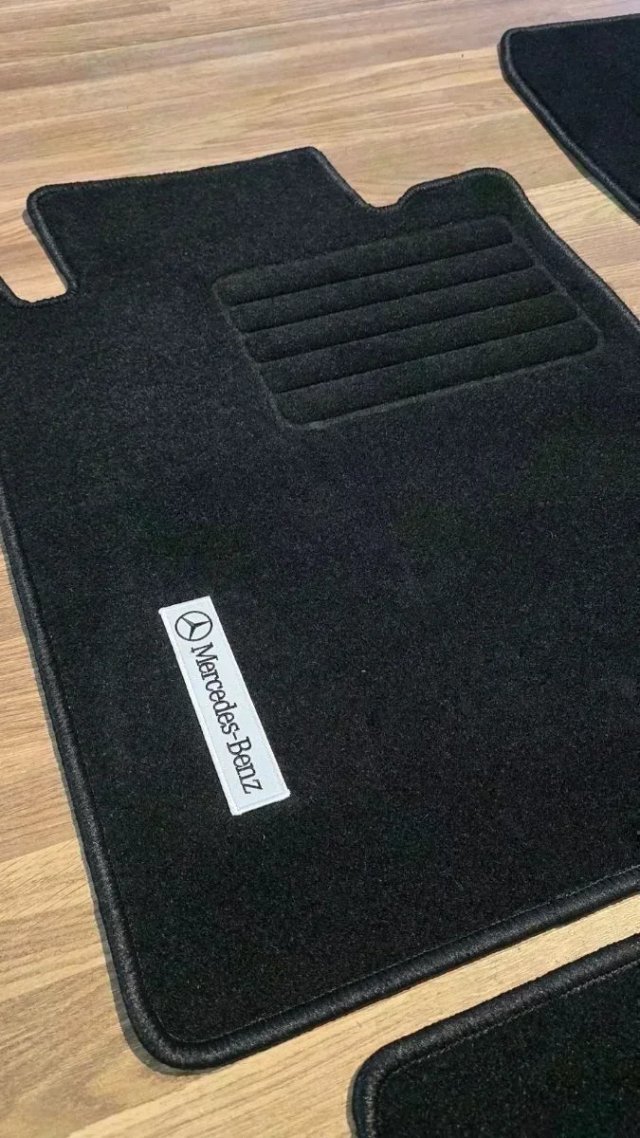 Kit alfombrillas velour  SEAT Leon Ibiza Mercedes