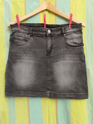 Falda vaquera mini elástica gris oscuro T42